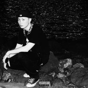 妓女张开腿被男人使劲cao免费
